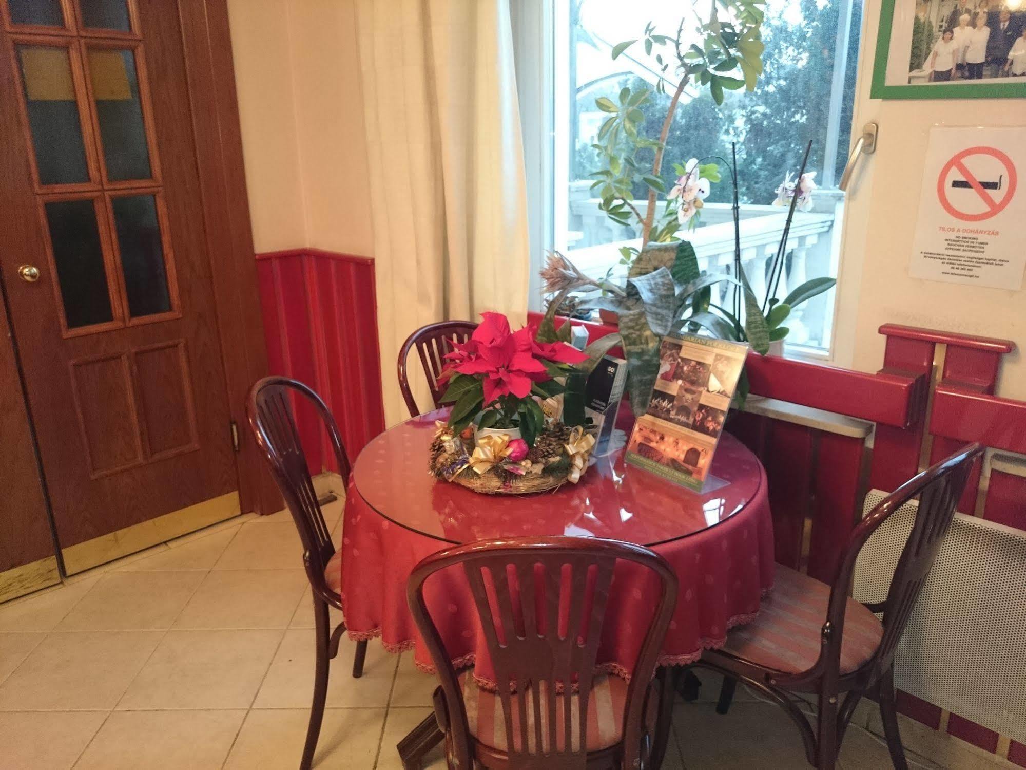 Hotel Happy Apartments Budapest Ngoại thất bức ảnh