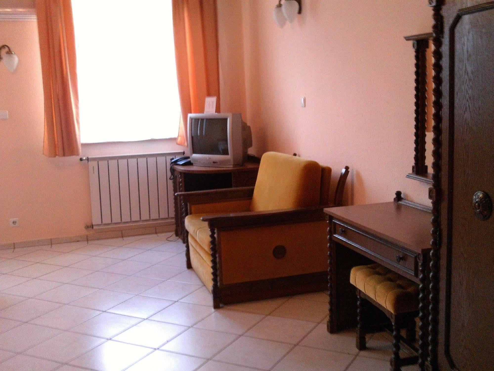 Hotel Happy Apartments Budapest Ngoại thất bức ảnh